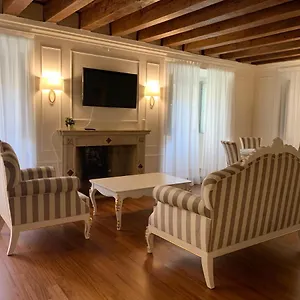 Cavour44 - Palazzo Canossa Apartamento Verona