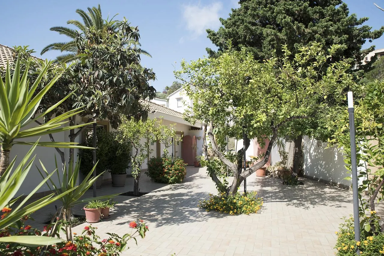 Bed and Breakfast L'Albero Porto Empedocle